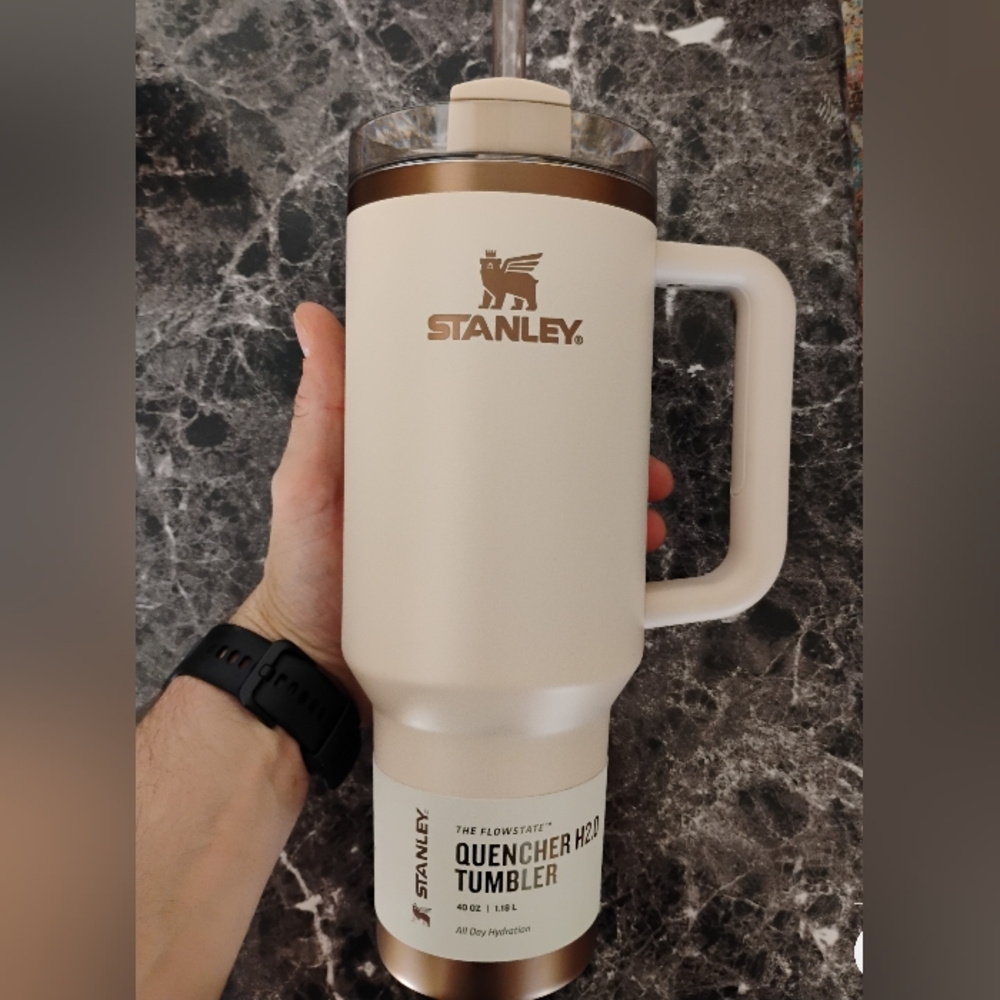 Stanley Limited Edition Gilded Sugar 40oz BNWT - In Hand Ships Fast
